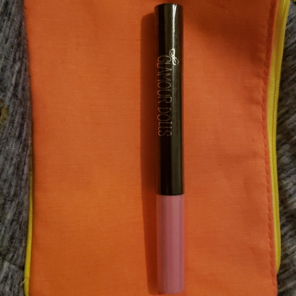 Mascara - Picture 2 of 2
